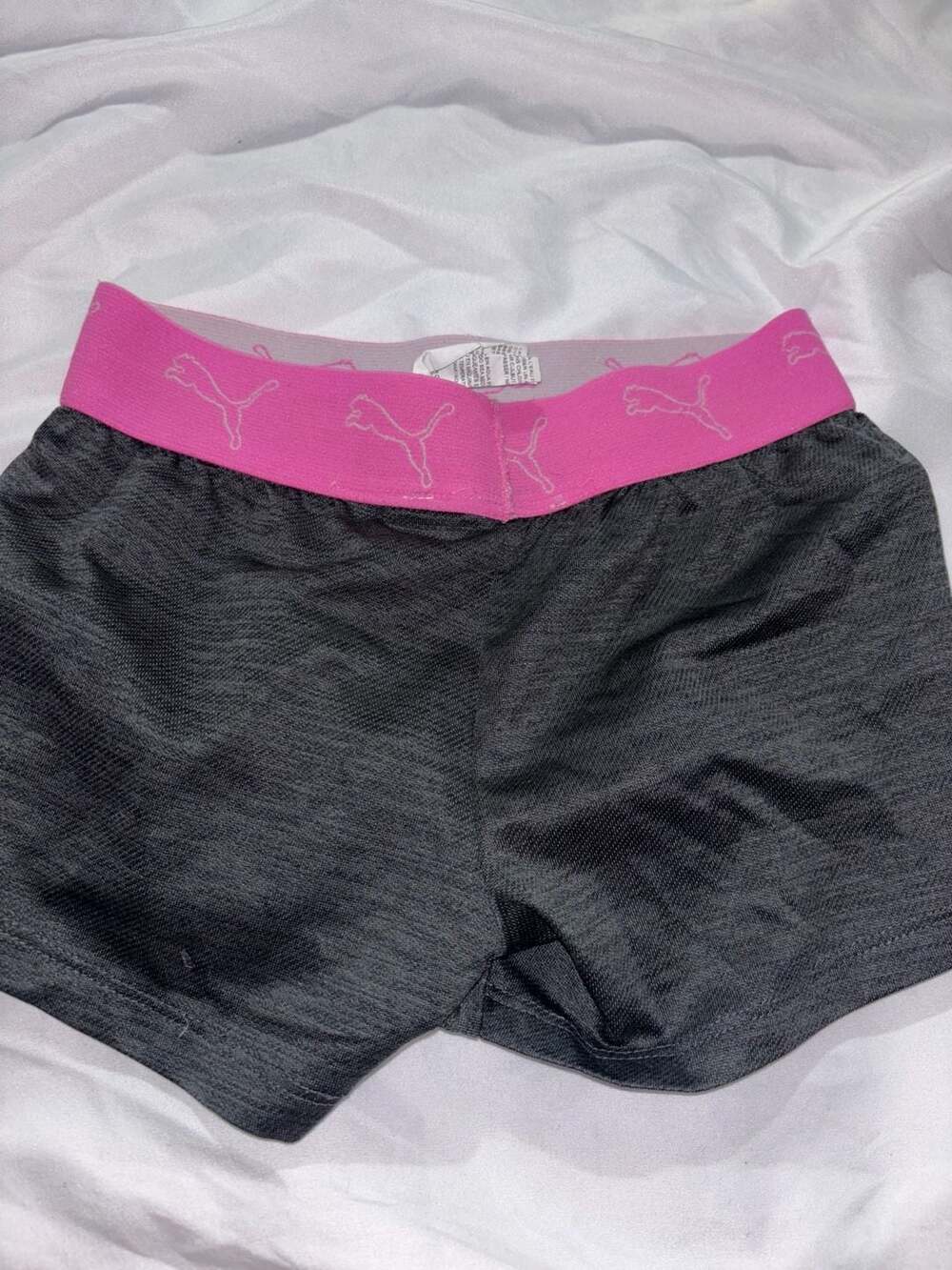 Puma Athletic Shorts Size XXS 3/4 Grey Pink Logo
